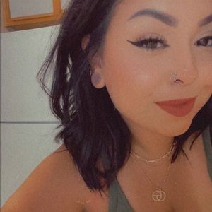 Meet your Posher, Rocio